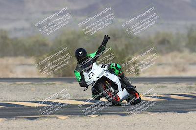 media/Nov-01-2025-CVMA (Sat) [[fc0f7531b8]]/Race 7-Formula Twins-Formula 40 UL/